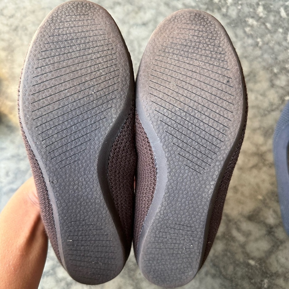 Allbirds Women's Chocolate Brown Flats - Picture 2 of 3